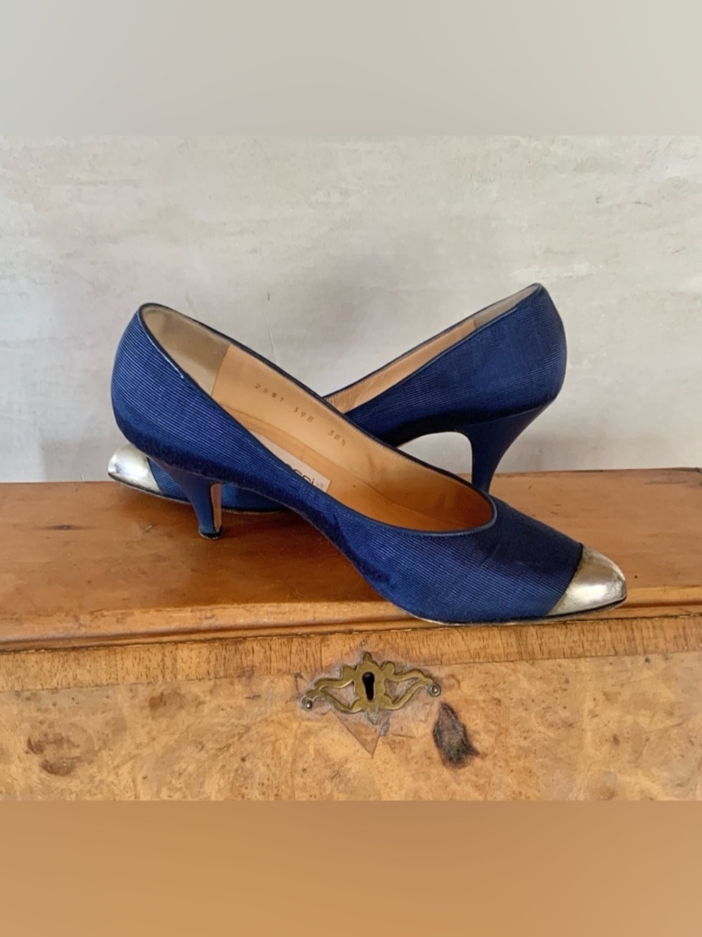 Sergio Rossi Blue Pump 8.5M🦋